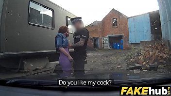 play Polizist hat Sex mit einer Hure