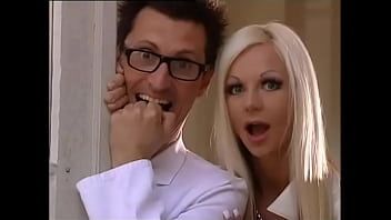 play Films porno chauds avec les plus gros seins du village