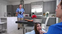 play Plaisir anal hardcore : Krystal Sparks et Jayden Marcos avec Jason Sarcinelli