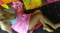 play Découvrez une passion intense: Chubby Desi Bhabhi dans les bas de Fishnet