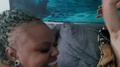 play Amatori Ebony Sweetz și pizda ei umedă în sesiune de masturbare interrazială fierbinte