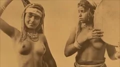play Experimentați pasiunea unui harem maur: threesome retro interraziale