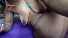 play Imbir Moisther dominuje swoim magnesem-I-C-Ginem podczas sesji tryskania gorącą cipką